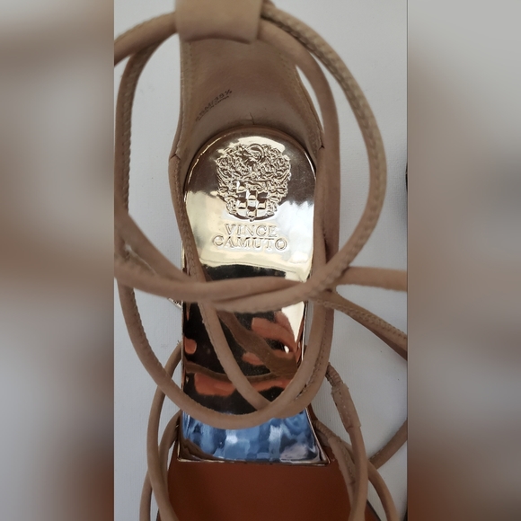 Vince Camuto Gladiator Nude Flat Lace Up Sandles - US 8.5 - Picture 10 of 10